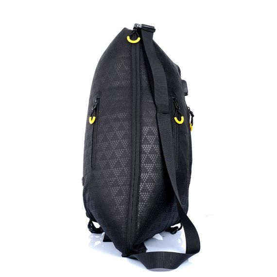 Спортивна сумка на плече та спинці Ççs 51283, розміри 29 x 45 x 18 см, чорна, з USB-входом, зручні у використанні, 1 основна та бокові кишені - фото 2