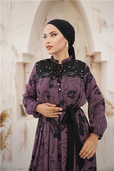 Boyun ve Belden Bağcıkllı Desenli Uzun Şifon Elbise - 50013.013 - Mor - fotoğraf 2