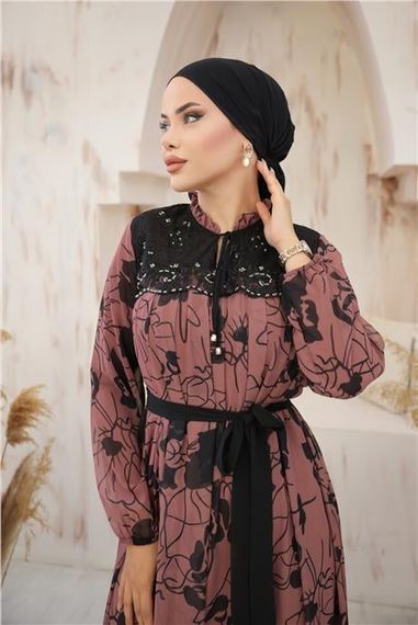 Довге шифонове плаття з візерунком і зав'язками на шиї та поясі кольору цибулі, розміри 38-46 - фото 3