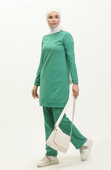Taşlı Çizgi Desenli Bisiklet Yaka Uzun Tunik Sade Basic Eşofman Spor Takımı - 03048.111 - Benetton Yeşil - photo 2