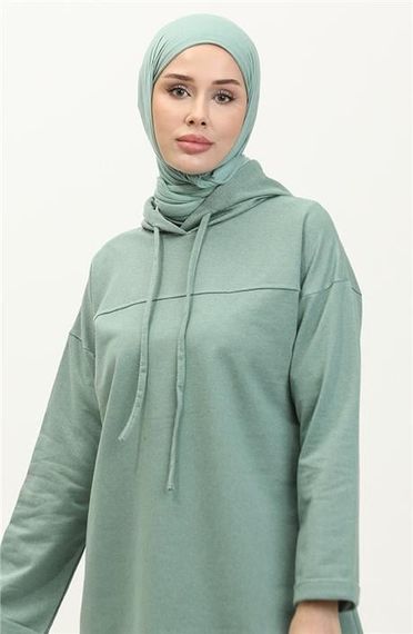 طقم رياضي أساسي بلون أخضر فاتح بغطاء رأس متوفر بمقاسات 38-46 - صورة 3