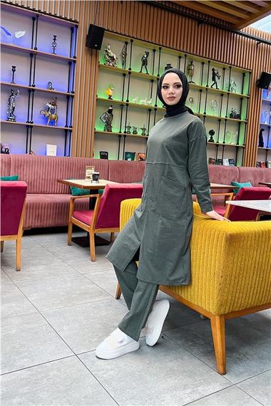 Спортивний набір з сорочкою тунікою та штанами з двома передніми кишенями, колір – хаки, розміри: 38-46 - фото 5