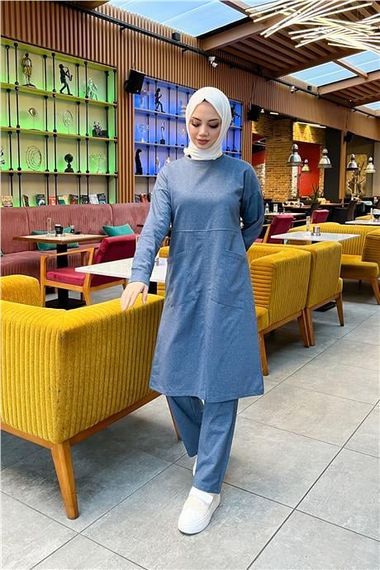 Синий спортивный комплект: удлиненная туника с двумя карманами и брюками, размеры 38-46 - фото 2