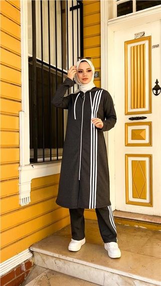 Комплект з туніки та штанів з капюшоном, антрацит, фірми Sevda, стилю модного одягу, різні розміри 40-48 - фото 3