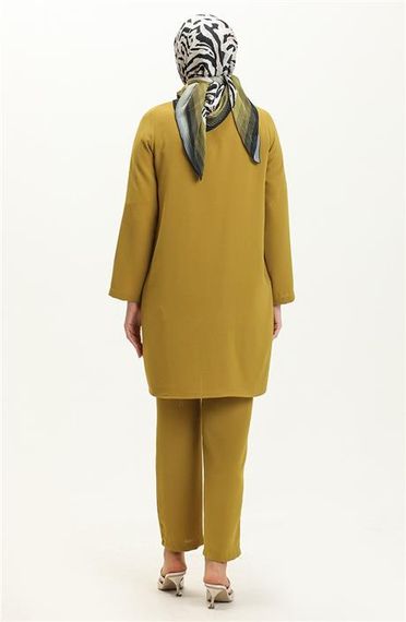 طقم كابري مزود بجيوب وزر باللون الأخضر الزيتي، يتوفر بمقاسات متنوعة 38-46 - صورة 5