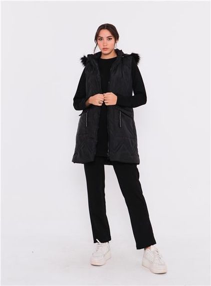 Спортивний трійний комплект Sarah з капюшоном та пуховою жилеткою чорного кольору - фото 1