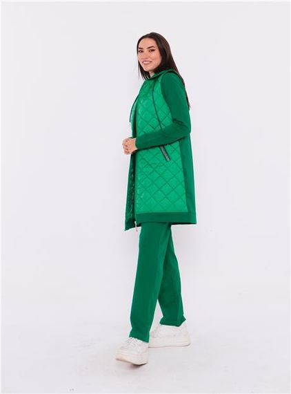 طقم رياضي ثلاثي مع سترة كابتونيه باللون الأخضر من بينيتون - صورة 2