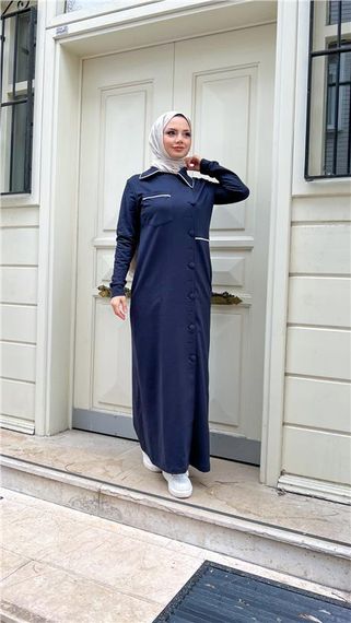 Длинная абая с карманами, рядом с кнопками из хлопка, синяя, доступные размеры 38-46 - фото 5