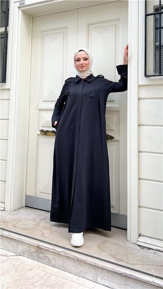 Длинная абая с воротником и поясом из хлопка, черного цвета, размеры 38-46 - фото 3