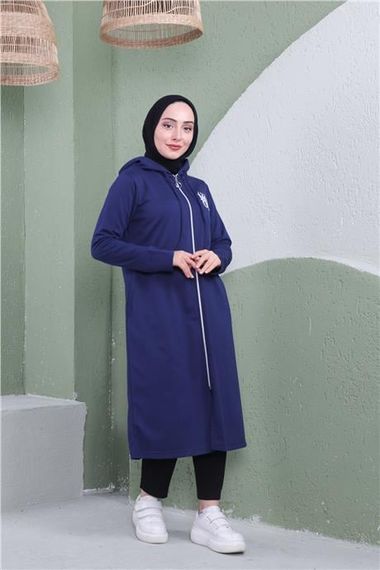 Свитшот с капюшоном и принтом, тёмно-синий, размеры 40-48, коллекция 2024 зима, бренд Sevda - фото 4