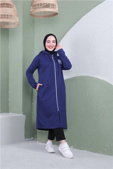 Свитшот с капюшоном и принтом, тёмно-синий, размеры 40-48, коллекция 2024 зима, бренд Sevda - фото 3