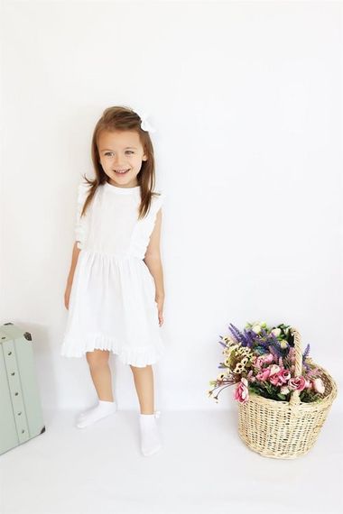 طقم فستان بناتي Eloise باللون الأبيض مزود بإبزيم ELB-0084. - صورة 2