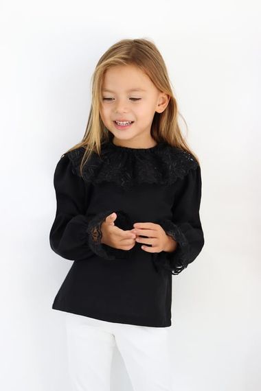 Блузка-сорочка з чорним мереживом і довгим рукавом із застібками для дівчинки - фото 1