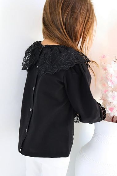 Блузка-сорочка з чорним мереживом і довгим рукавом із застібками для дівчинки - фото 3
