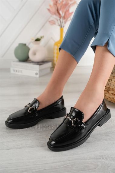 Aymood Women's Black Chain Buckle Thick Sole PU Leather Daily Classic Heeled Loafer Moccasin Shoes - photo 2