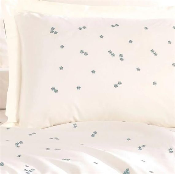 Çift Kişilik Poplin Premium Nakışlı Nevresim Spring Krem