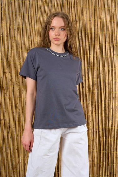 Yakası Taşlı Tshirt - Füme - фото 2