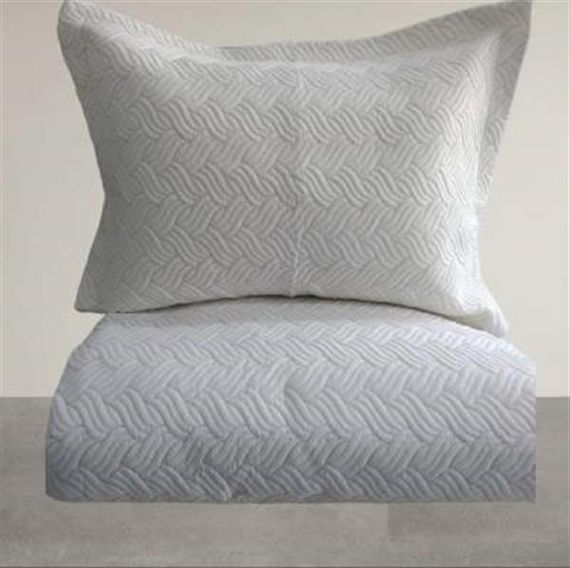 Накладка на ліжко Zen Nare з вишивкою, одинарна, 180*250 см, кремово-капучинова, включає подушку 50*70 см з рюшем, поліестер