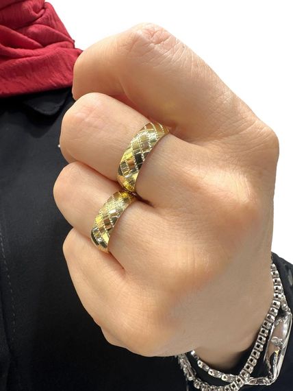 Зеркальное обручальное кольцо из 14-каратного золота 6 мм, итальянская модель, без камня - фото 3