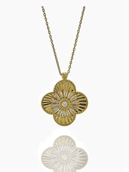 Special Design Gold Clover Necklace with Rotating Baguette Stone