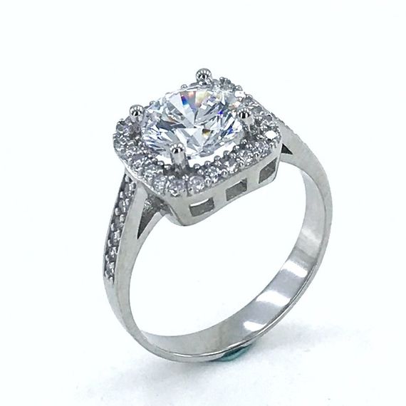 Swarovski 3.00 Carat Square Solitaire Design Ring - photo 1