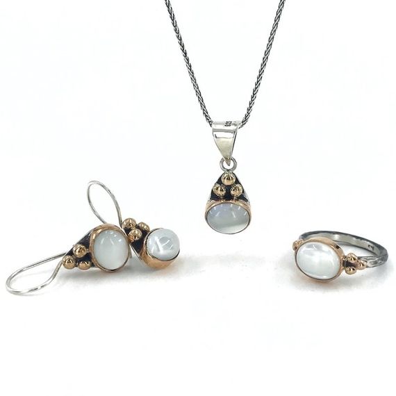 Hand Made Oval Natural Mother of Pearl Stone Authentic Silver Set Set - photo 1