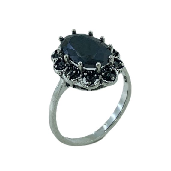 Authentic Marcasite Black Stone Casual 925 Sterling Silver Ring