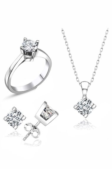 Сертифицированный комплект из 925-ой серебра с одним камнем Swarovski, вес 11 г, цепочка 45 см, высокое качество и безупречная отделка - фото 1