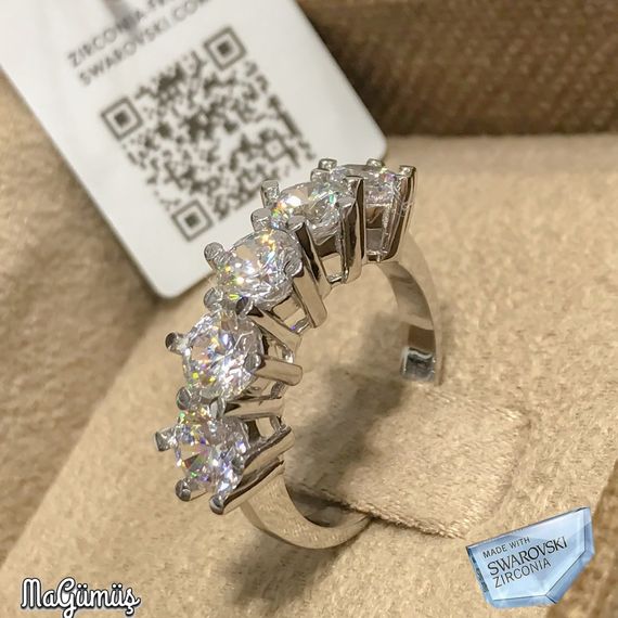 Swarovski Pırlanta Modeli Beştaş Gümüş Bayan Yüzük - fotoğraf 3