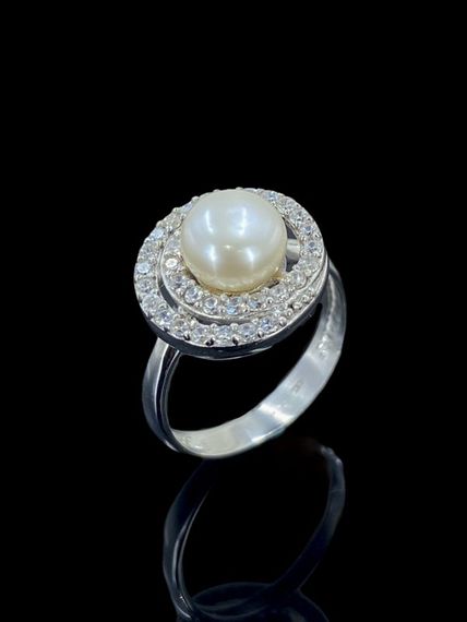 Gold Model 925 Sterling Silver Ring with Pearl Stone