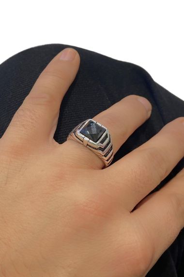 Polite Stylish Simple Square Onyx Stone Black 925 Sterling Silver Men's Ring - photo 3