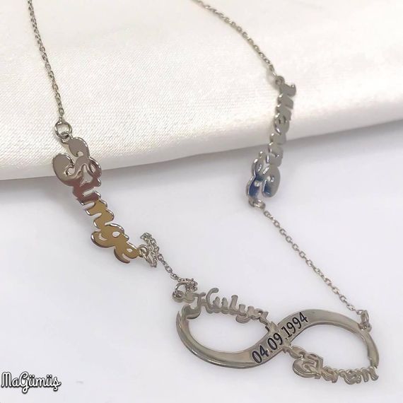 New Infinity Four Names Family Silver Pendant necklace