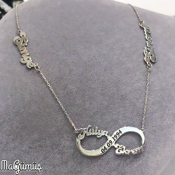New Infinity Four Names Family Silver Pendant necklace