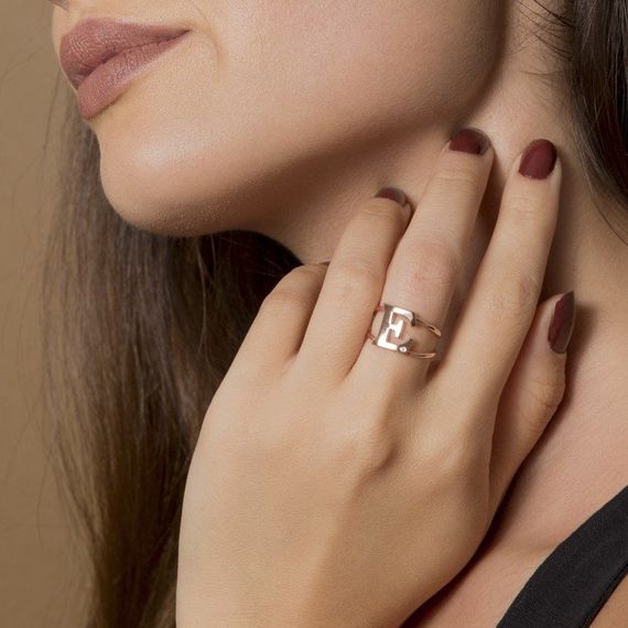 Персонализированное серебряное кольцо с zircon, инталлированное буквой, ручная работа, ангельский дизайн, доступно в различных размерах - фото 1