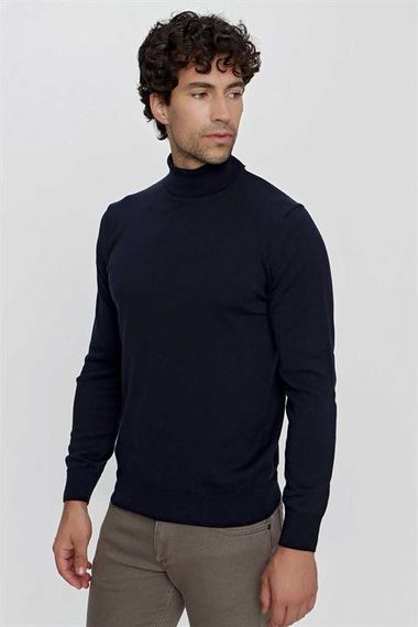 Basic Dynamic Fit Relaxed Cut Turtleneck Knitwear Sweater - photo 1