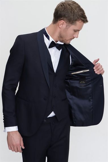  بدلة Morven للرجال باللون الأزرق الداكن من Santorin Ceremonia Jacquard Slim Fit Slim Fit - صورة 2