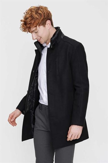 Morven Erkek Siyah Düz Desen Kürklü Dynamic Fit Çıkma Yaka Kaban - fotoğraf 3