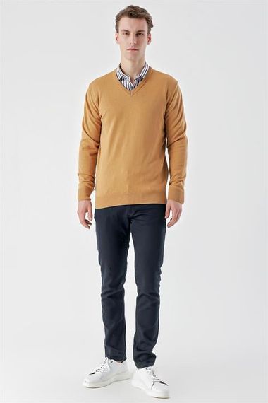 Morven Men's Camel Basic V-Neck Dynamic Fit Comfortable Cut Knitwear - photo 5