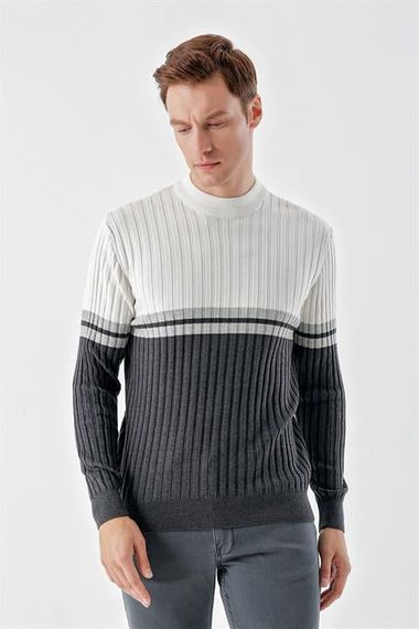 Мужской антрацитовый свитер с панелями, воротником-бато и динамичным облегающим кроем, 50% хлопок, 50% акрил, длинный рукав - фото 2