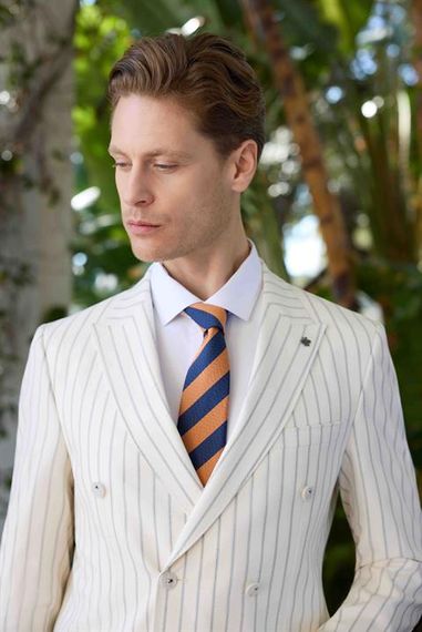 Мужской белый поливисконтовый трендовый пиджак с острым воротником Slim Fit и двойным разрезом - фото 3