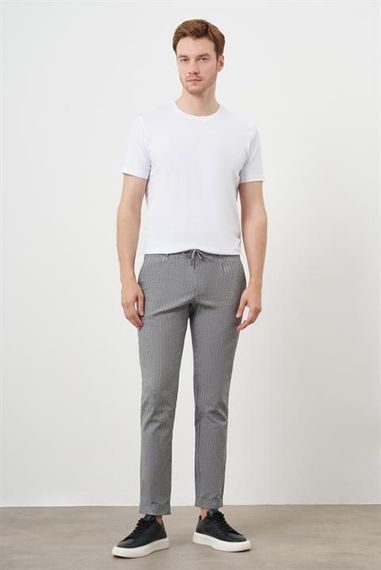 Мужские черные джоггеры из хлопка и льна, облегающая посадка, 87% хлопок, 11% лен, 2% эластан, с карманами и шнурками - фото 5