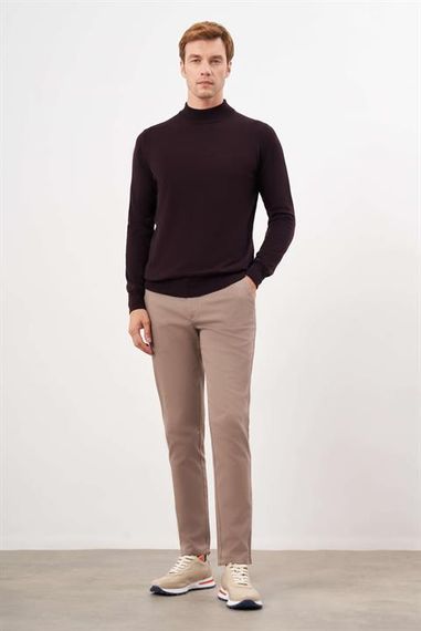 Чоловічий фіолетовий светр з напіввисоким коміром, динамічний крій, 50% бавовна, 50% акрил, довгий рукав - фото 4