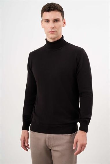 Мужской черный свитер с высоким воротником, динамичный крой, свободный стиль, 50% хлопок, 50% акрил, длинные рукава, размеры S-XXL - фото 2