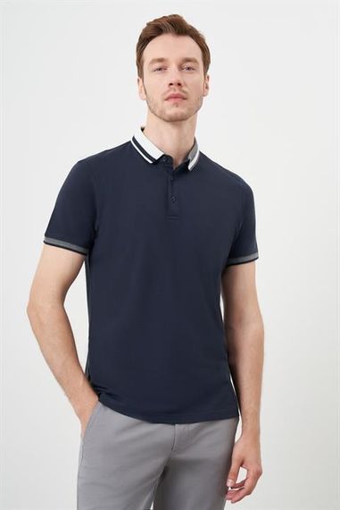 Чоловіча темно-синя футболка з коміром-поло, динамічною посадкою, коротким рукавом і ґудзиками, 100% бавовна, сучасний стиль - фото 2