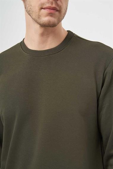 Чоловічий світшот кольору хаки з круглим вирізом, 65% бавовна, 35% поліестер, без кишень, довгий рукав, динамічний крій - фото 4