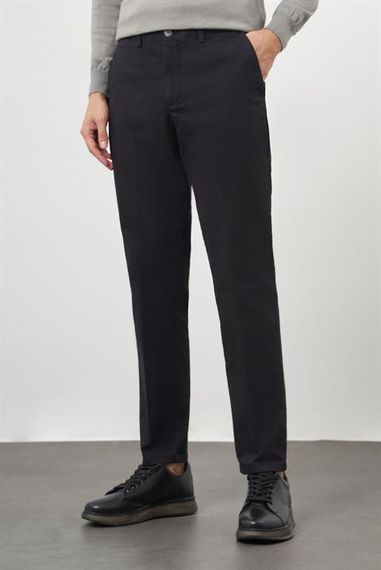 Morven Erkek Siyah Dynamic Fit Chino Pantolon - fotoğraf 4