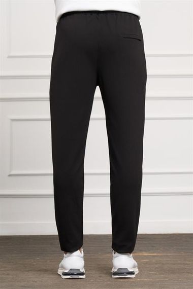 Чорні слім-фіт джоггери Morven для чоловіків з еластичним поясом та бічними кишенями - фото 3
