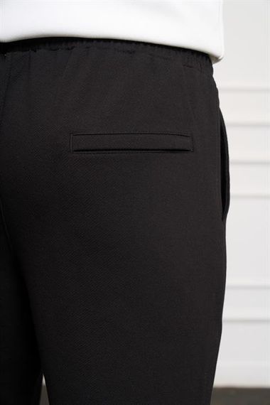 Чорні слім-фіт джоггери Morven для чоловіків з еластичним поясом та бічними кишенями - фото 4