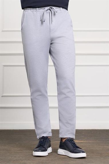 Чоловічі сірі штани-джоггери Slim Fit з еластичним поясом, боковими кишенями, без підкладки для щоденного використання - фото 1