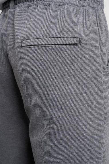 Чоловічі антрацитові брюки-джоггери Slim Fit з боковими кишенями та зав'язками - фото 4